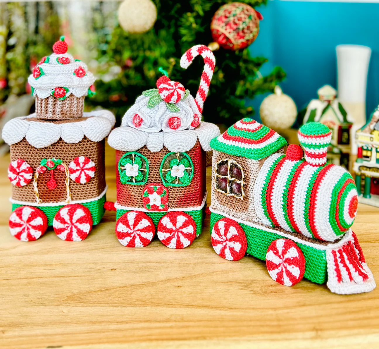 Christmas Gingerbread Train Crochet Pattern